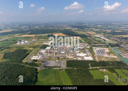 Luftaufnahme, Dupont-Werk Hamm-Uentrop zwischen Datteln-Hamm-Kanal und Trianel GUD Gas Turbine Kraftwerk Hafen, Stockfoto