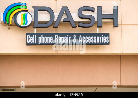 Das äußere Name und Logo von DASH, eine elektronische Werkstatt 2112 SW 74, Oklahoma City, Oklahoma, USA. Stockfoto