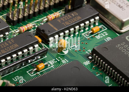 Elektronischen Leiterplatte mit Komponenten Stockfoto