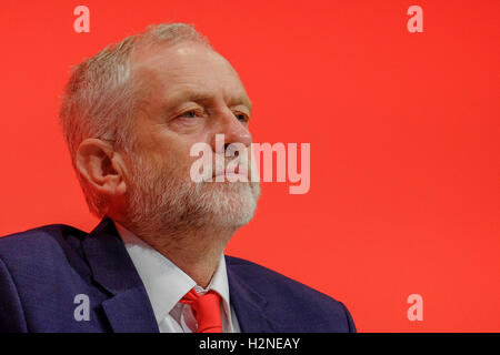 Party Arbeitskonferenz am 25.09.2016 in Liverpool ACC, Liverpool. Personen im Bild: Jeremy Corbyn, Labour-Parteiführer, während der ersten Tagung der Konferenz. Bild von Julie Edwards. Stockfoto