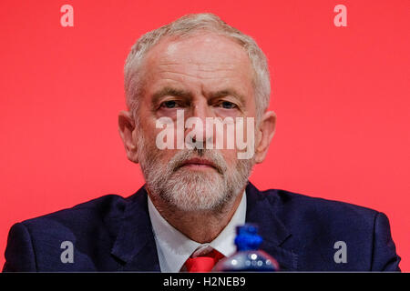 Party Arbeitskonferenz am 25.09.2016 in Liverpool ACC, Liverpool. Personen im Bild: Jeremy Corbyn, Labour-Parteiführer, während der zweiten Tagung der Konferenz (Sonntag Nachmittag). Bild von Julie Edwards. Stockfoto