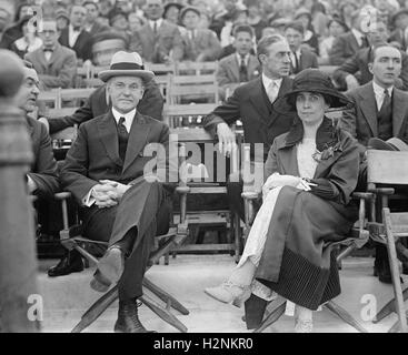 US-Präsident Calvin Coolidge und First Lady Grace Coolidge, im Zirkus, Washington DC, USA, National Photo Company, Mai 1924 Stockfoto