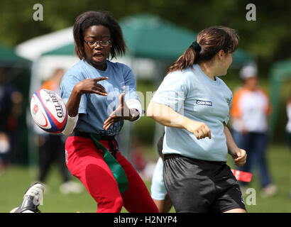 Tower Hamlets in Aktion in der Mädchen Rugby Vs Redbridge - LB Tower Hamlets - Jugendspiele im Crystal Palace in London - 07.05.08 Stockfoto