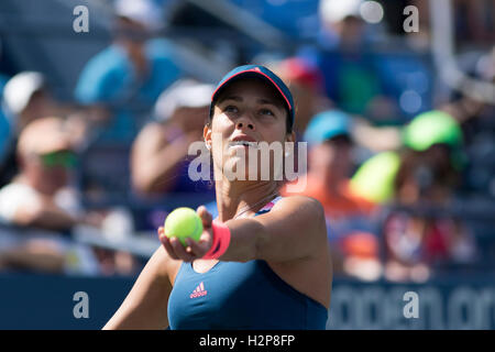 Ana Ivanovic (SRB) im Wettbewerb bei den US Open 2016 Stockfoto