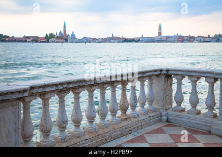 Venedig Panorama von der Waterfront in einem bewölkten Tag Stockfoto
