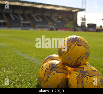 Dens Park, Dundee, Schottland. 1. Oktober 2016. Scottish Premier League Fußball. Dundee gegen Celtic. Gesamtansicht des Dens Park während der warmen Perioden Guthaben aufladen: Action Plus Sport/Alamy Live News Stockfoto