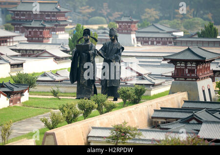 Xi ' an, der chinesischen Provinz Shaanxi. 2. Oktober 2016. Eine lebende Skulptur Show findet im Daming Palace National Heritage Park in Xi ' an, Hauptstadt der Nordwesten der chinesischen Provinz Shaanxi, 2. Oktober 2016. Bildnachweis: Li Yibo/Xinhua/Alamy Live-Nachrichten Stockfoto