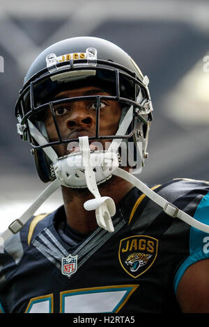 Wembley Stadium, London, UK. 2. Oktober 2016. NFL International Series. Indianapolis Colts gegen Jacksonville Jaguars. Jacksonville Jaguars Wide Receiver Allen Robinson (15) feiert nach erzielte die erste Touchdown des Spiels. © Aktion Plus Sport/Alamy Live-Nachrichten Stockfoto