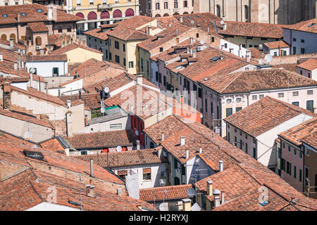 Luftbild von der ummauerten Stadt Montagnana, eines der schönsten Dörfer in Italien. Stockfoto