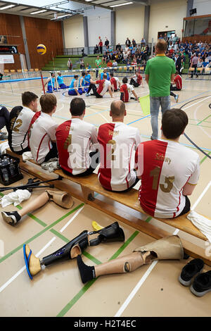 Behinderten sport und sitzen Volleyball, Spiel zwischen Deutschland und dem Iran, Koblenz, Rheinland-Pfalz, Deutschland Stockfoto