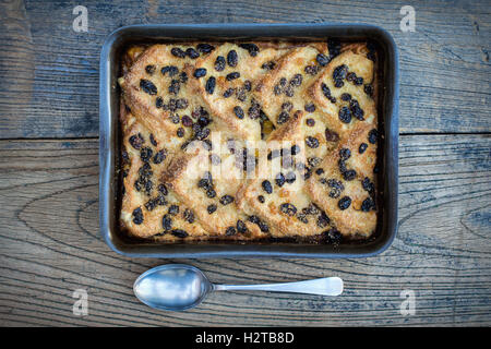 Hausgemachtes Brot und Butter Pudding Stockfoto