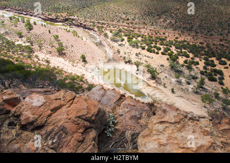 Erhöhten Blick vom Ross Graham Lookout über trockene Murchison River Schlucht in Kalbarri, Western Australia. Stockfoto