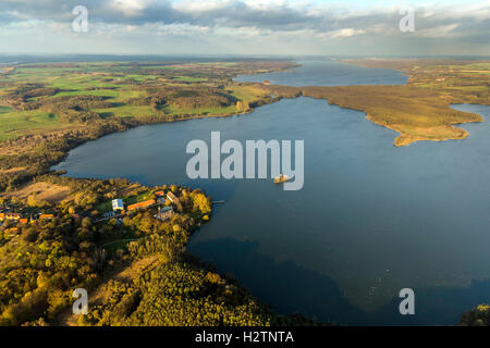 Luftbild, Prillwitzer in der Lieps-See mit Schloss Prillwitzer, Mecklenburg Tiefland Ebene voll von Seen, Müritz, Mecklenburg-vor - Stockfoto