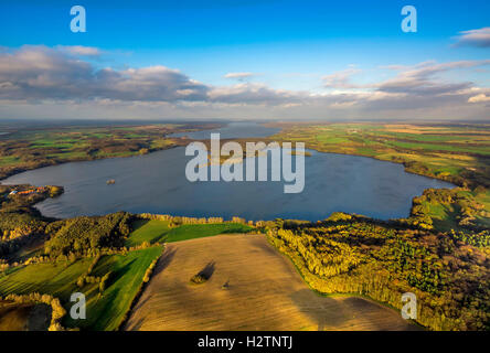 Luftbild, Prillwitzer in der Lieps-See mit Schloss Prillwitzer, Mecklenburg Tiefland Ebene voll von Seen, Müritz, Stockfoto