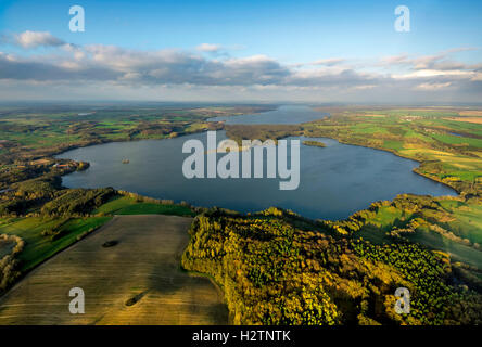 Luftbild, Prillwitzer in der Lieps-See mit Schloss Prillwitzer, Mecklenburg Tiefland Ebene voll von Seen, Müritz, Mecklenburg Stockfoto