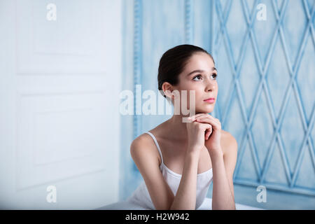 Teenager Ballerina im studio Stockfoto