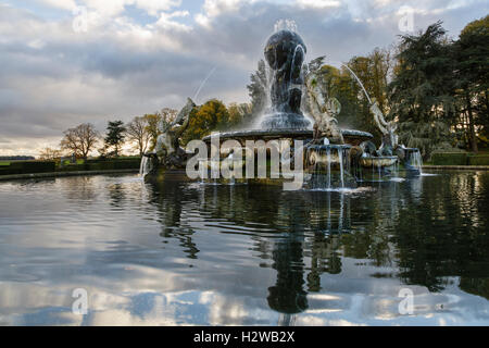 Der Atlas-Brunnen, Castle Howard, North Yorkshire Stockfoto