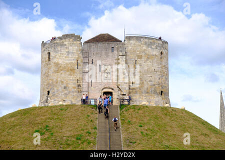 Clifford es Tower, York, Yorkshire, England Stockfoto