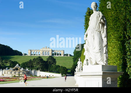 Wien, Wien: Gloriette im Schönbrunner Schlosspark (Schlosspark), 13., Wien, Österreich Stockfoto