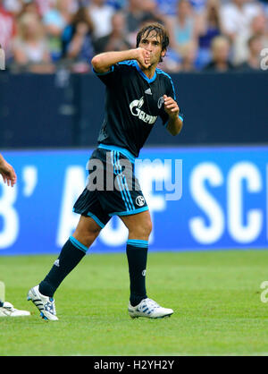 Football-Spieler Raul, Liga total Cup 2010, Liga total Cup Finale zwischen FC Schalke 04 und FC Bayern München Stockfoto