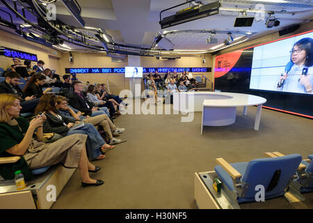 Menschen besuchen Digital-Marketing-Konferenz Stockfoto