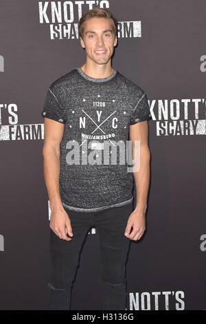 Austin North bei "Knotts Scary Farm" schwarzer Teppich auf die Knotts Berry Farm. Buena Park, 30.09.2016 | Verwendung Weltweit/Picture alliance Stockfoto