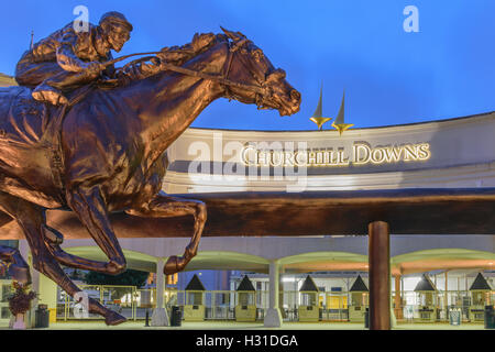 Louisville, Kentucky, USA - 18. September 2016: Haupteingang zum Churchill Downs nach Hause das Kentucky Derby am 1. Samstag im M Stockfoto