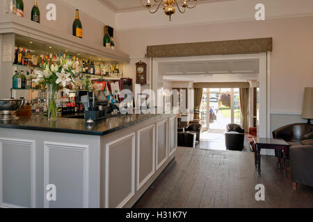 "Mill House Hotel" Swallowfield, Berkshire, UK. "Afternoon Tea" Kuchen Kuchen Stockfoto