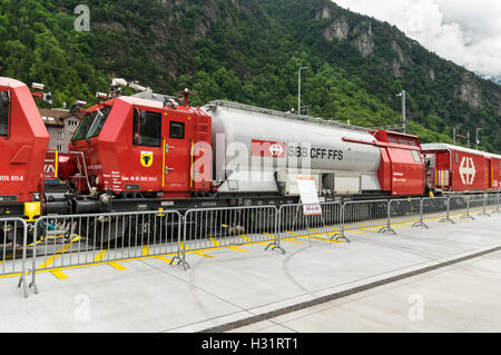 Kesselwagen der Brandbekämpfung und Rettung Zug LRZ 14, basierend auf einem Windhoff MPV. Von den Schweizerischen Bundesbahnen SBB betrieben. Stockfoto