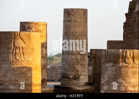 Ägypten. Der Tempel von Kom Ombo ist ein ungewöhnliches Doppel Tempel während der ptolemäischen Dynastie. Stockfoto