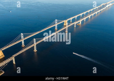 Luftaufnahme der Chesapeake Bay Bridge in Maryland Stockfoto