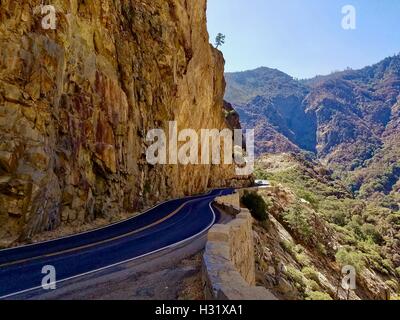 Scenic Highway Kings-Canyon-Nationalpark Stockfoto