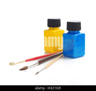 Farbe und Flasche isoliert auf weißem Hintergrund Stockfoto