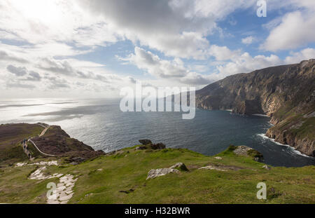 Sliabh Liag Ansicht Spaziergang in Slieve League, County Donegal, Irland. Stockfoto