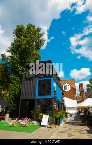 Ehemaligen Baumwollfabrik umgebaut aus Piotrkowska Geschäften, Restaurants und Galerien, Lodz, Zentralpolen Stockfoto