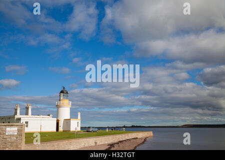 Der Leuchtturm am Chanonry Point auf den Moray Firth, Schottland. Stockfoto