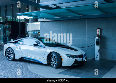 Der BMW i8, aka BMW Concept Vision Efficient Dynamics, Plug-in Hybrid Gas Elektro-Sportwagen. Stockfoto