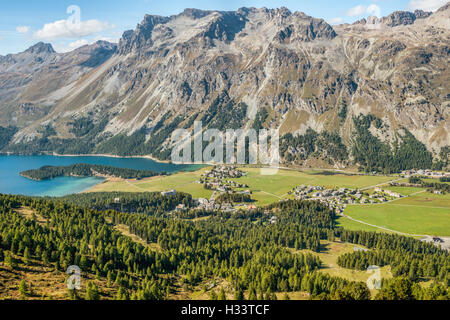 Luftaufnahme Richtung Sils und Silsersee, Engadiner Tal, Schweiz Stockfoto