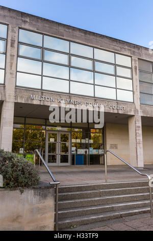 Milton Keynes Amtsgericht und Family Court, Milton Keynes, Buckinghamshire, Großbritannien Stockfoto