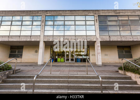 Milton Keynes Amtsgericht und Family Court, Milton Keynes, Buckinghamshire, Großbritannien Stockfoto