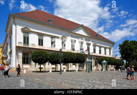 Sandor-Palais, Sitz des Staatspraesidenten von Ungarn, Burghuegel von Buda in Budapest, Mittelungarn, Ungarn Stockfoto