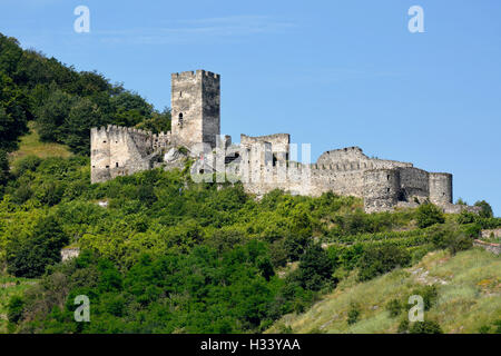 Ruine Hinterhaus Auf Dem Jauerling, Burgruine in Spitz an der Donau, Niederoesterreich, Oesterreich Stockfoto