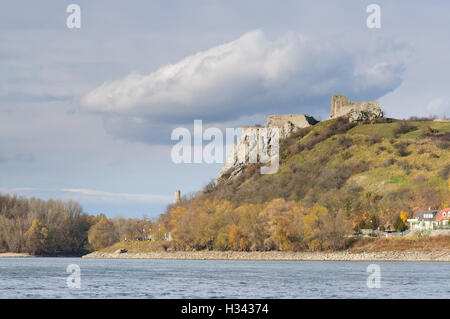 Bratislava (Preßburg): Donau und Burg Theben (Devin),,, Slowakei Stockfoto