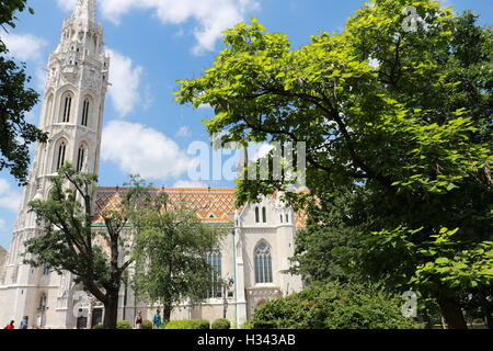 Matthias Kirche ist eine römisch-katholische Kirche in Budapest, Ungarn, das Herzstück Budaers Burgviertel Stockfoto