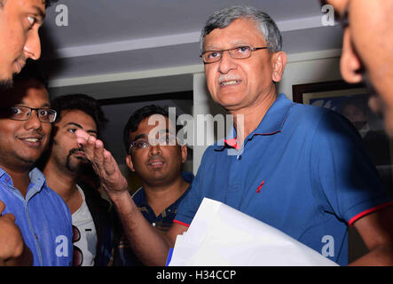 Vorstand der Steuerung für Cricket in Indien Sekretär Ajay Shirke Teilnahme an das Board of Control für Indien Cricket 87. AGM in Mumbai Stockfoto