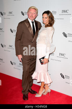 Boris Becker und Ehefrau Lilly Becker, die Teilnahme an der IWC-Gala zu Ehren des British Film Institute im Rosewood Hotel in London. Stockfoto