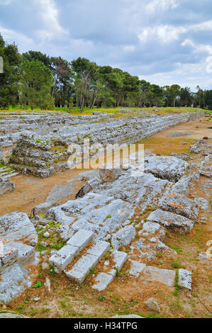 Der Altar von Hieron II in den Parco Archeologico della Neapolis, Syrakus, Sizilien, Italien. Stockfoto