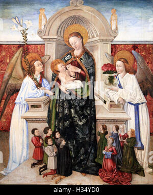 La Virgen con el Niño / Jungfrau und Kind 1470 von Bartomeu Baró / Barthomeu Baró.Engel und Familie der Spender.pintor hispanoflamenca Stockfoto