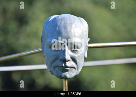 Regents Park, London, UK. 4. Oktober 2016. Skulpturen in der Fries-Kunst-Skulpturenpark im Regents Park. Bildnachweis: Matthew Chattle/Alamy Live-Nachrichten Stockfoto