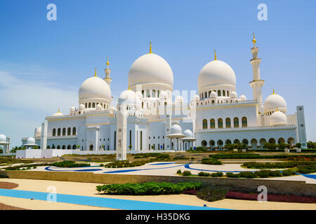 Sheikh Zayed Grand Moschee, Abu Dhabi, Vereinigte Arabische Emirate, Naher Osten Stockfoto